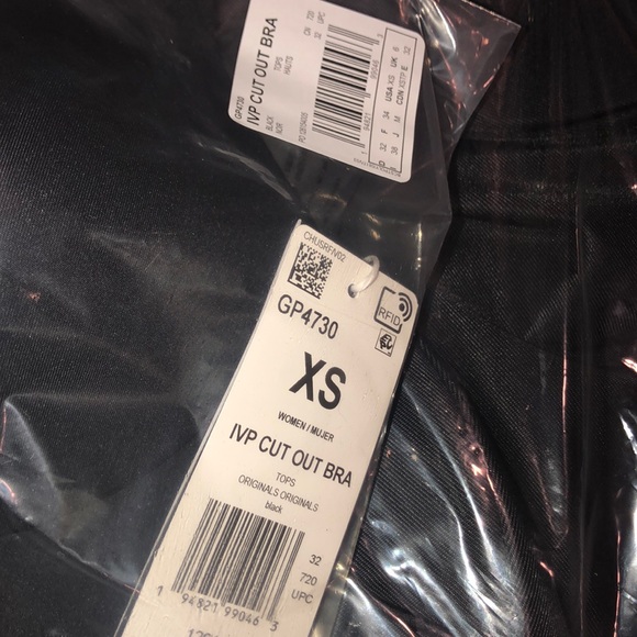 IVY PARK Sport Bra - Picture 2 of 8